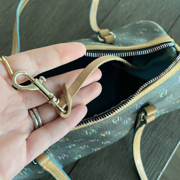 DOONEY AND BOURKE - vintage barrel bag - Picture 8 of 10